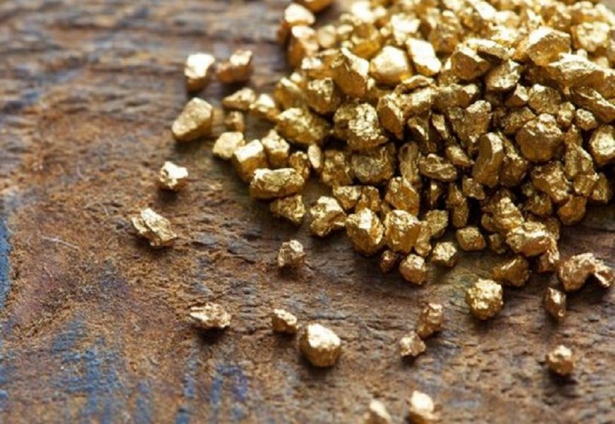 Wie man zu Hause Gold aus Stein gewinnt